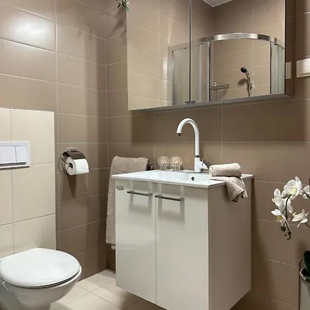 Luxury Old Town With Sea View Appartamento *