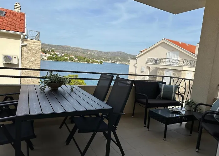 Luxury Old Town With Sea View *