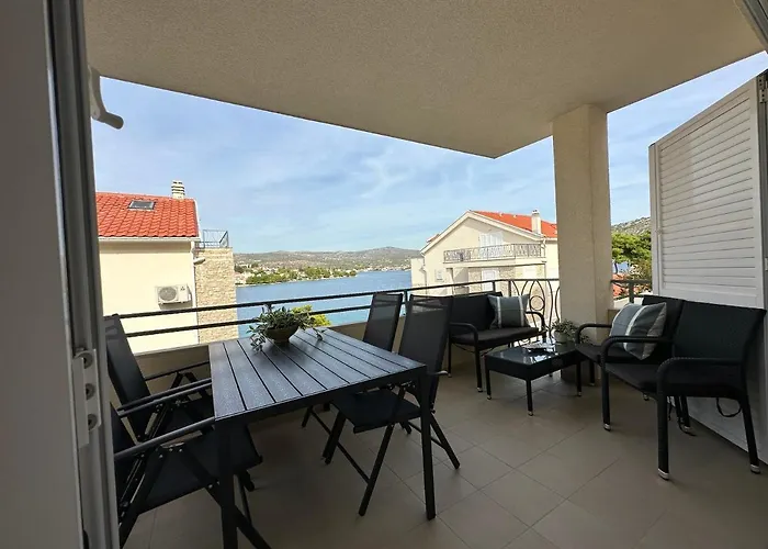 Luxury Old Town With Sea View Rogoznica (Sibenik-Knin)