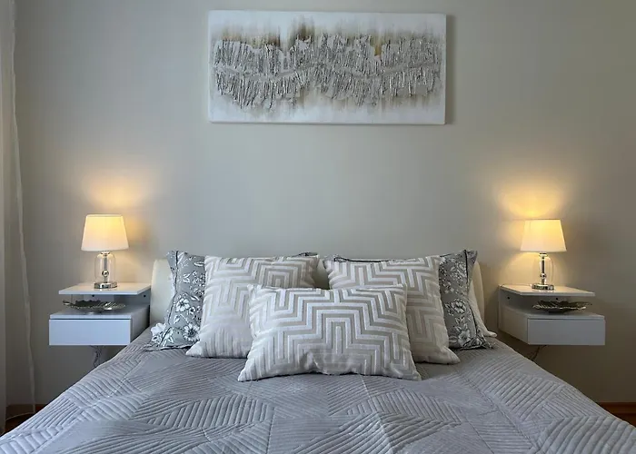 Luxury Old Town With Sea View *